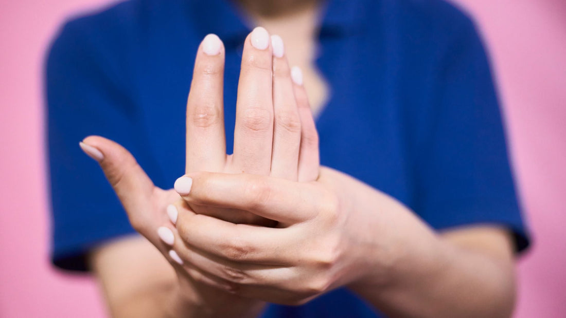 Symptoms & Causes of Collagen Deficiency